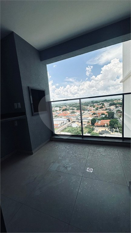 Apartamento à venda com 3 quartos, sendo 1 suíte, em Cidade Alta, Cuiabá, MT