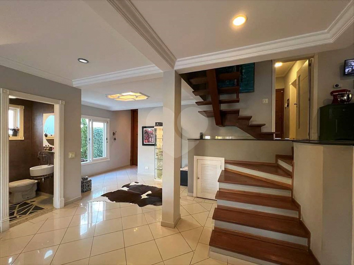 Casa à venda com 4 suítes em Vila Santo Antônio, Cotia, SP