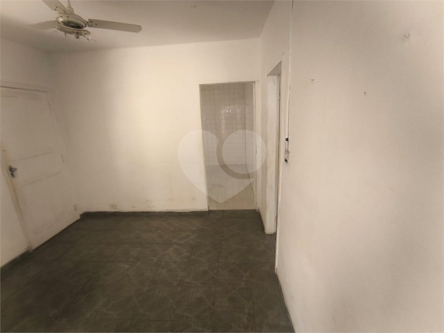 Casa à venda ou para alugar com 5 quartos, sendo 1 suíte,  em Parque Independência, São Paulo, SP