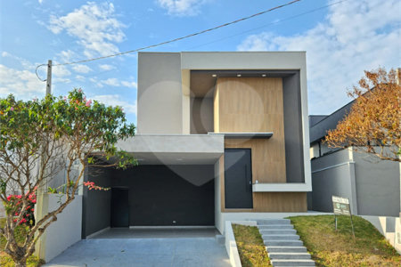 Casa à venda com 3 quartos, sendo 1 suíte, no condomínio Reserva do Vale, Caçapava - SP