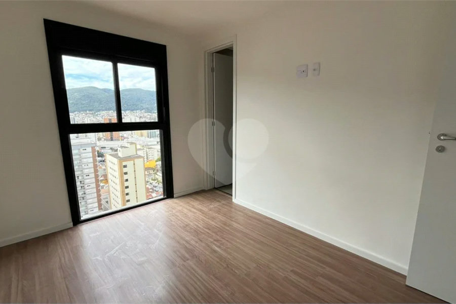 Apartamento à venda com 3 quartos, sendo 3 suítes, no Centro, Poços de Caldas - MG