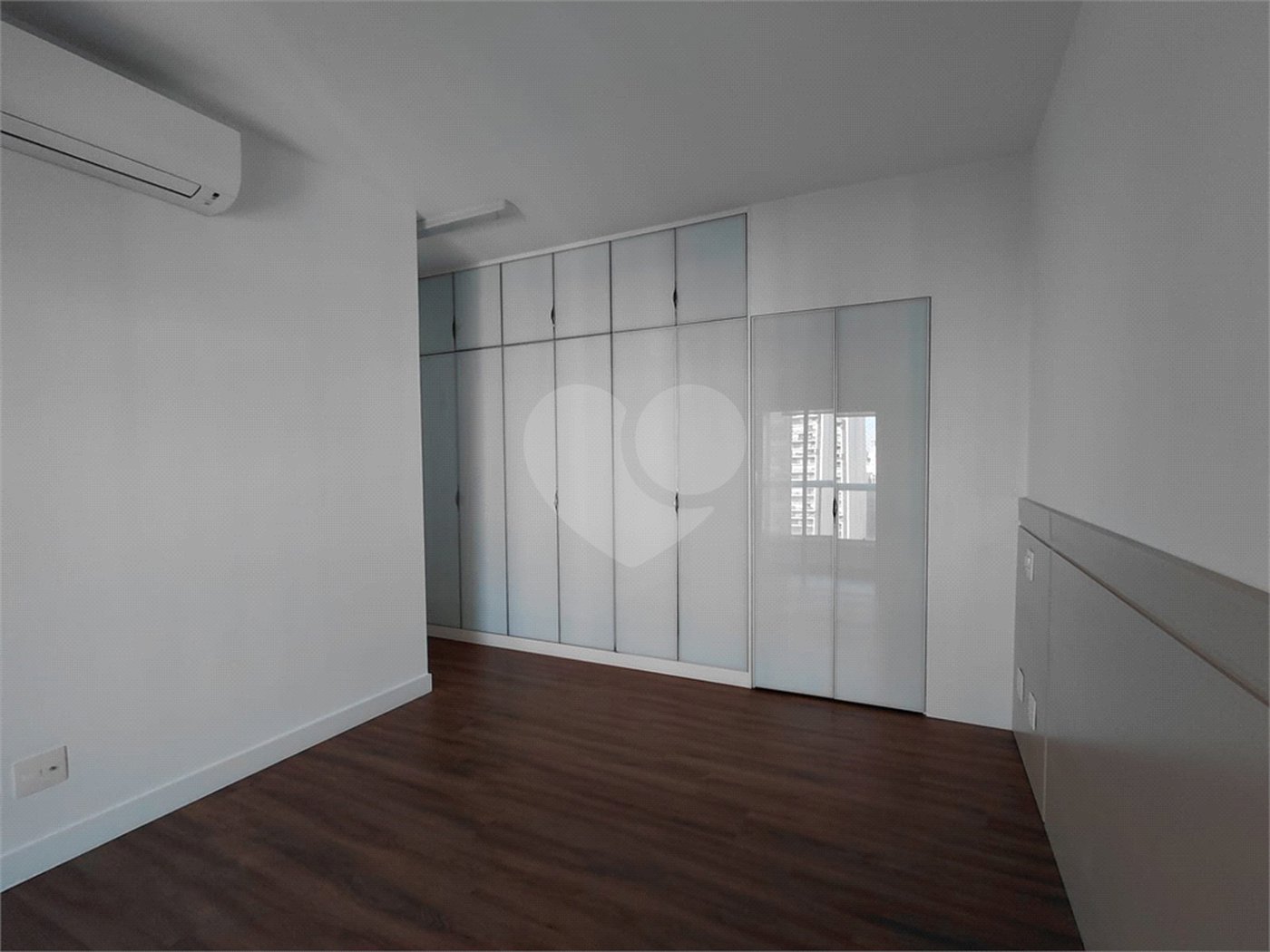 Apartamento à venda com 2 suítes em Água Branca, São Paulo, SP