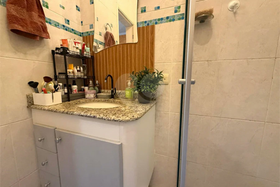 Casa à venda com 2 suítes no condomínio Village Palmas, São Paulo - SP
