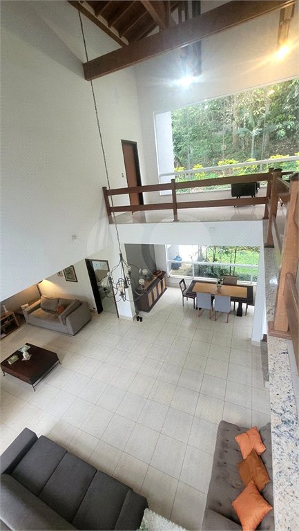 Casa à venda com 5 suítes no condomínio Associação Reserva das Hortênsias, Mairiporã - SP