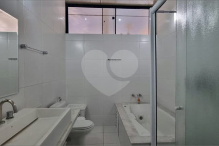 Casa à venda com 4 suítes no condomínio Xapada, Itu - SP