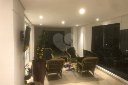 Apartamento à venda com 4 quartos, sendo 2 suítes, em Vila Mariana, São Paulo, SP