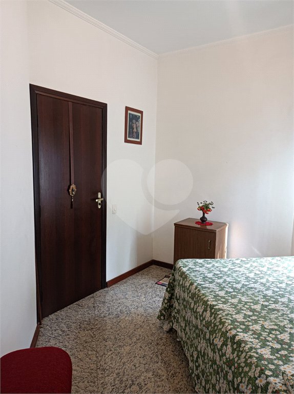 Sobrado à venda com 5 quartos, sendo 4 suítes,  em Rolinópolis, São Paulo, SP