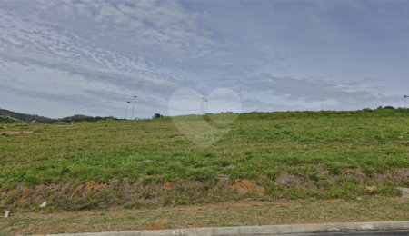 Terreno à venda no condomínio Portal Lamis I, Atibaia - SP