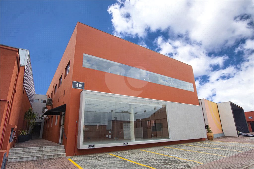 Sala para alugar em Protestantes, Votorantim, SP