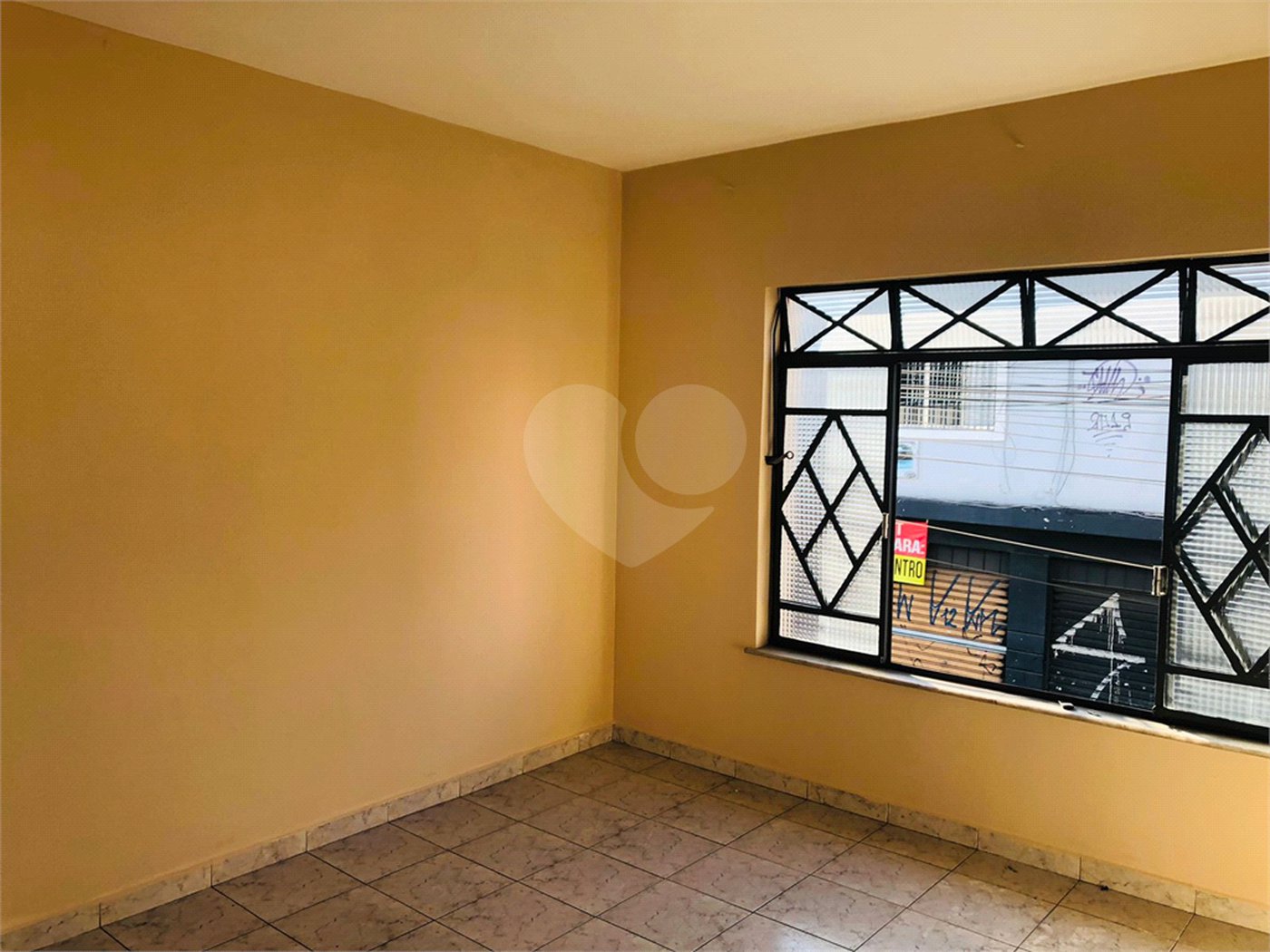 Casa à venda com 3 quartos, sendo 1 suíte,  no Centro, Mogi das Cruzes, SP