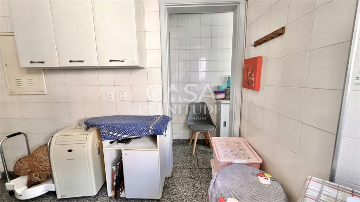 Apartamento à venda com 4 quartos, sendo 1 suíte,  em Vila Mariana, São Paulo, SP