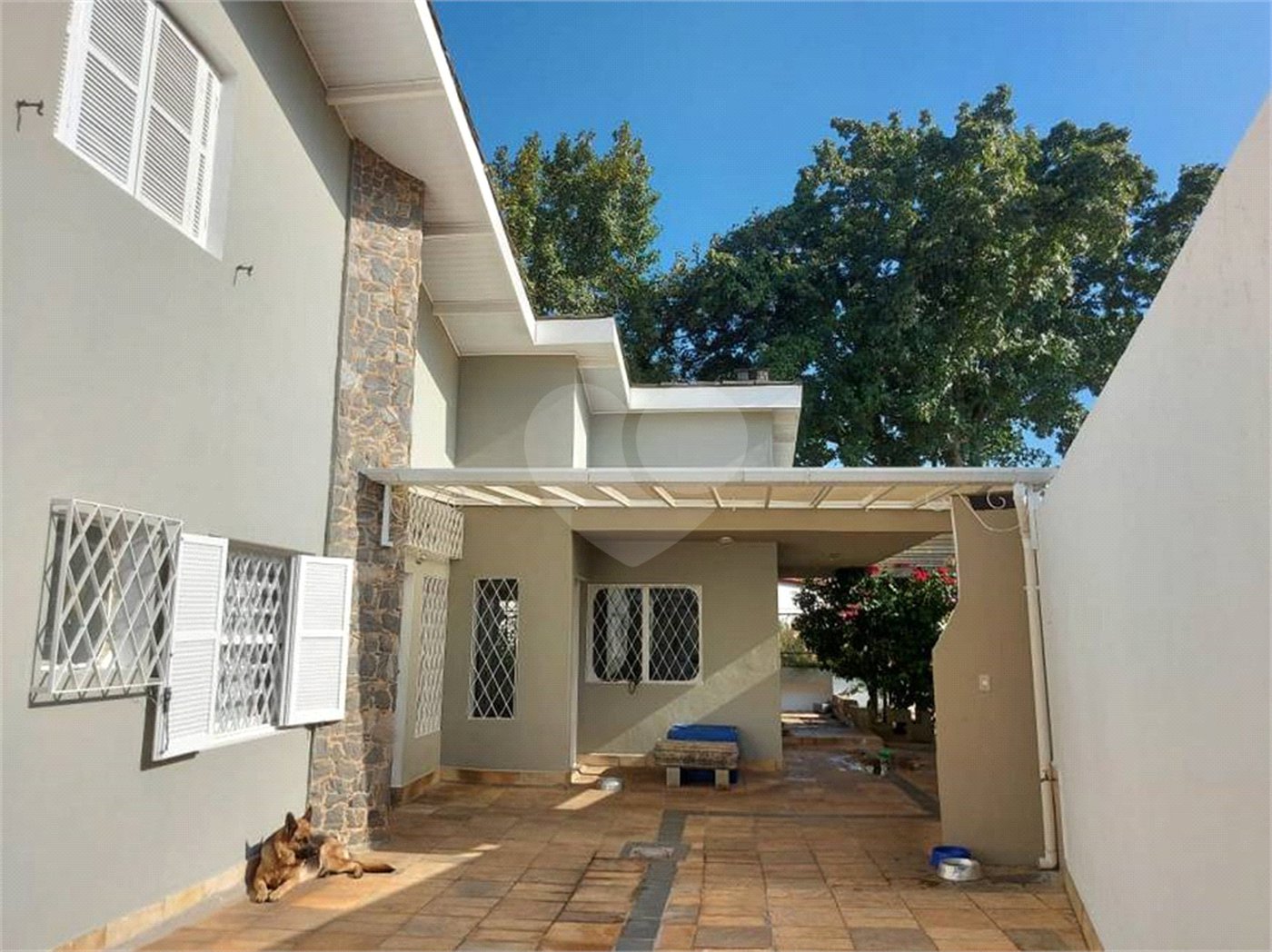Casa à venda com 4 suítes em Jardim Londrina, São Paulo, SP