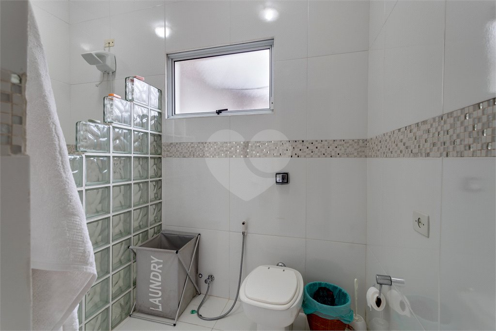 Casa à venda com 3 quartos, sendo 2 suítes,  em Alto da Boa Vista, São Paulo, SP