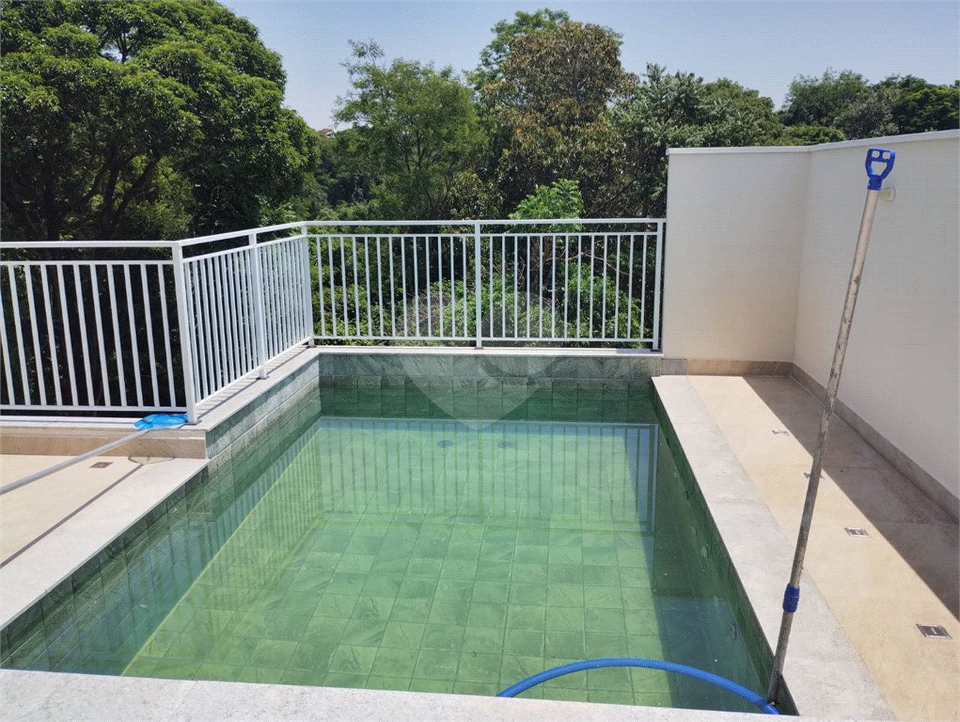 Casa à venda com 3 quartos, sendo 1 suíte, no condomínio Il Paradiso, Vinhedo - SP