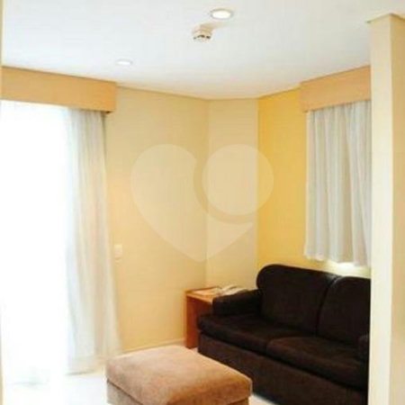 Flat à venda com 1 quarto em Santana, São Paulo, SP