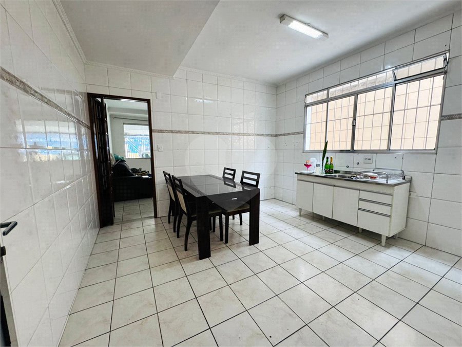 Casa à venda com 3 quartos, sendo 1 suíte,  em Vila Leonor, Guarulhos, SP