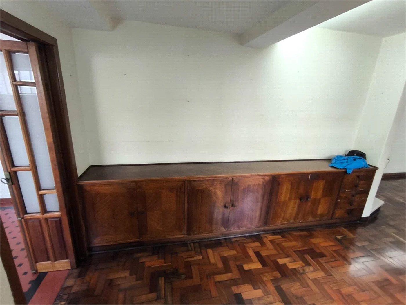 Sobrado à venda com 5 quartos, sendo 1 suíte, em Jardim Trussardi, São Paulo, SP