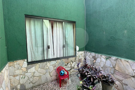 Casa à venda com 3 quartos, sendo 1 suíte,  em Mogi Moderno, Mogi das Cruzes, SP