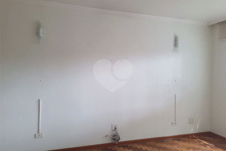Sobrado à venda com 3 quartos, sendo 1 suíte, em Butantã, São Paulo, SP