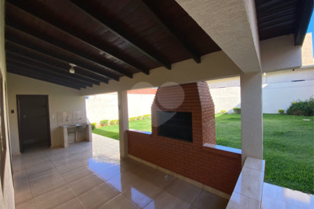 Casa à venda com 2 quartos, sendo 1 suíte, em Vila Renô, Ponta Porã, MS