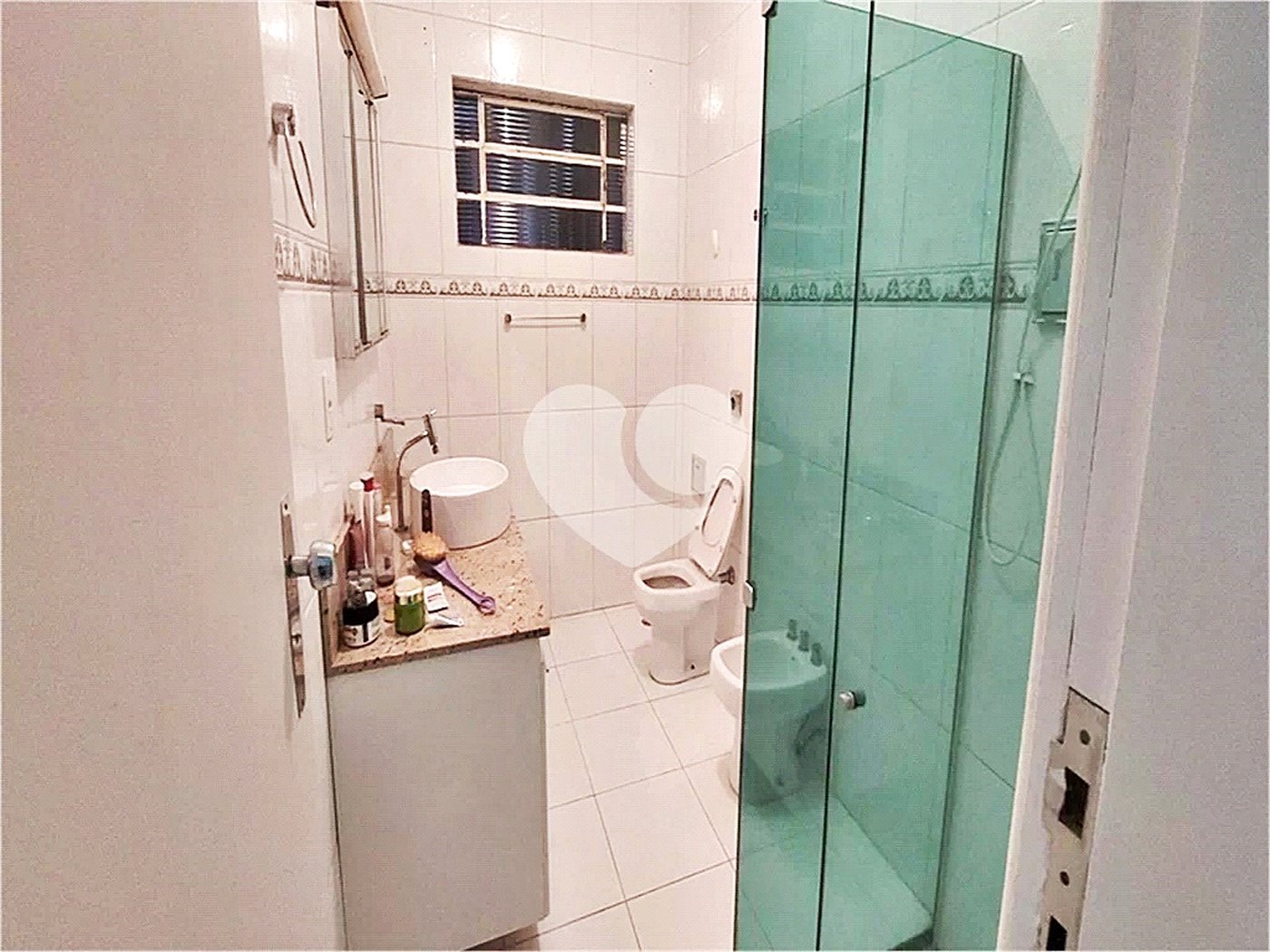 Casa Térrea à venda ou para alugar com 4 quartos, sendo 2 suítes, no Centro, Mairiporã, SP