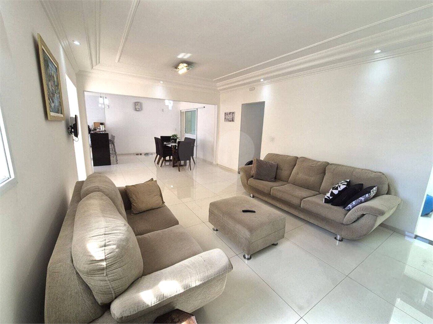 Casa à venda com 3 quartos, sendo 1 suíte,  em Vila Augusta, Sorocaba, SP