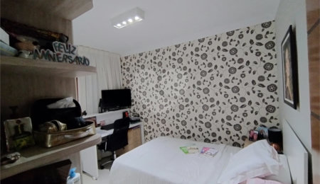 Casa à venda com 3 quartos, sendo 1 suíte,  em Santana, São Paulo, SP