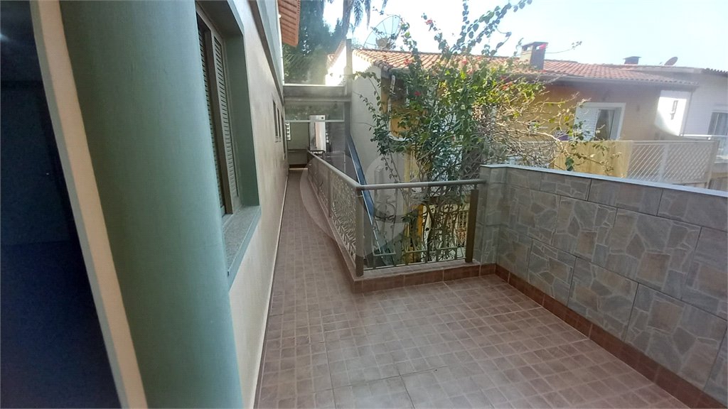 Sobrado à venda com 4 quartos, sendo 2 suítes, em Tremembé, São Paulo, SP