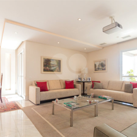 Apartamento à venda com 4 quartos, sendo 3 suítes,  em Indianópolis, São Paulo, SP