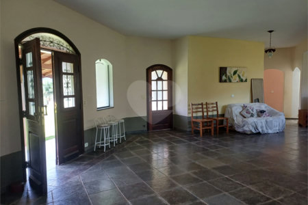 Casa à venda com 3 quartos, sendo 1 suíte, em Alpes D'ouro, Bom Jesus dos Perdões, SP