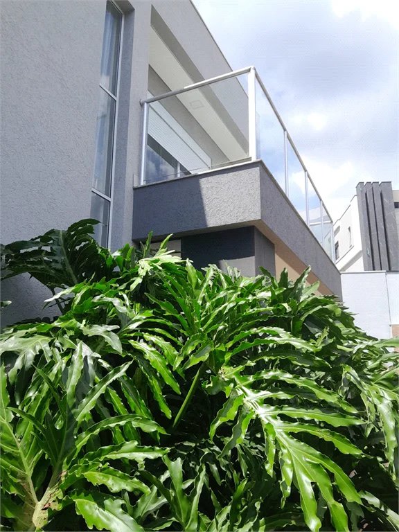 Casa à venda com 3 suítes em Moinho Velho, Cotia, SP