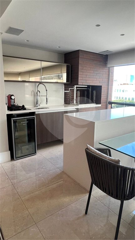 Apartamento à venda com 3 suítes em Água Branca, São Paulo, SP