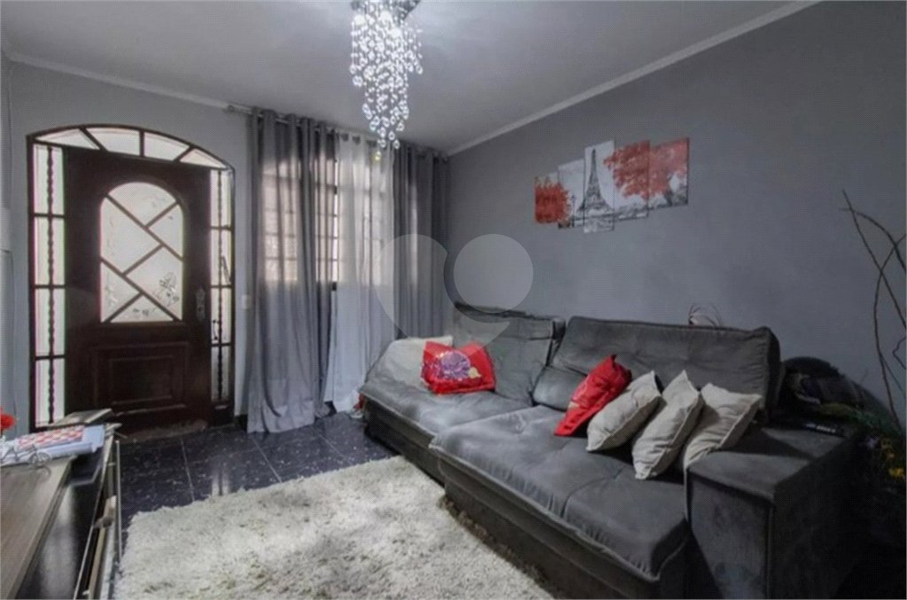Casa à venda com 2 quartos, sendo 1 suíte, em Jardim Santa Clara, Guarulhos, SP