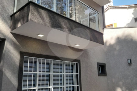 Sobrado à venda com 4 suítes em Água Branca, São Paulo, SP