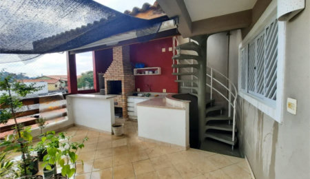 Sobrado à venda com 3 quartos, sendo 1 suíte,  em Jardim Ester, São Paulo, SP