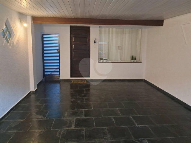 Sobrado à venda com 2 quartos em Granja Julieta, São Paulo, SP