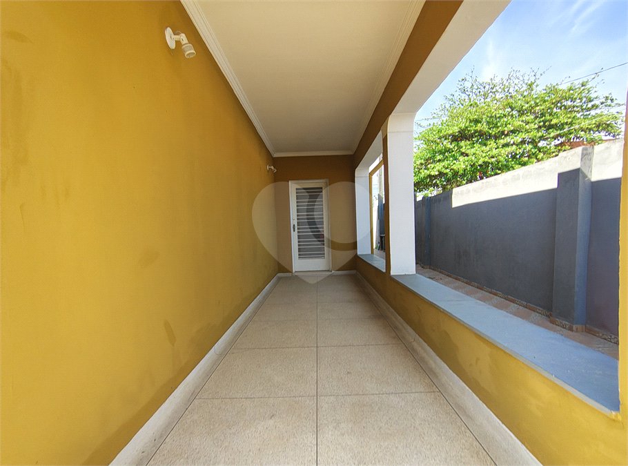 Casa à venda com 3 quartos, sendo 1 suíte, em Vila Assis, Sorocaba, SP