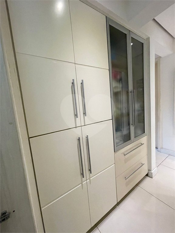 Apartamento à venda com 3 suítes em Brooklin Paulista, São Paulo, SP