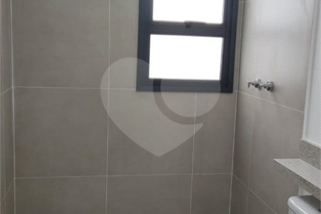 Apartamento à venda com 3 suítes em Vila Firmiano Pinto, São Paulo, SP