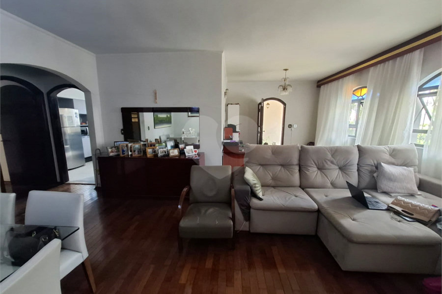 Casa Térrea à venda com 5 quartos, sendo 1 suíte, em Mandaqui, São Paulo, SP