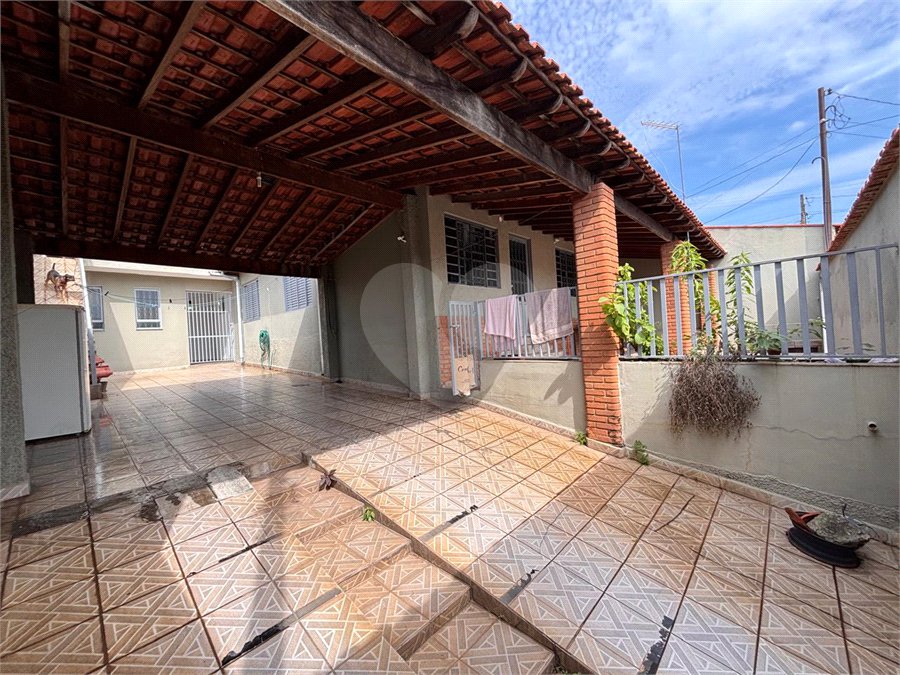 Casa à venda com 4 quartos, sendo 1 suíte, em Jardim São Judas Tadeu, Salto, SP