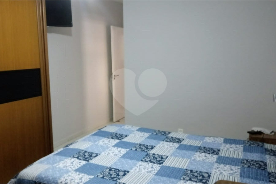 Sobrado à venda com 3 quartos, sendo 1 suíte, em Vila Nova Cachoeirinha, São Paulo, SP