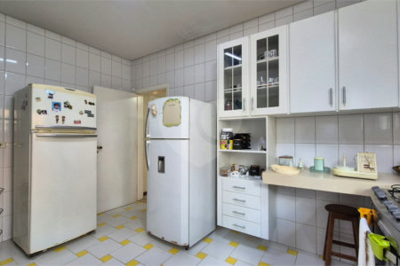 Casa à venda com 4 suítes no condomínio Vivenda do Lago, Sorocaba - SP