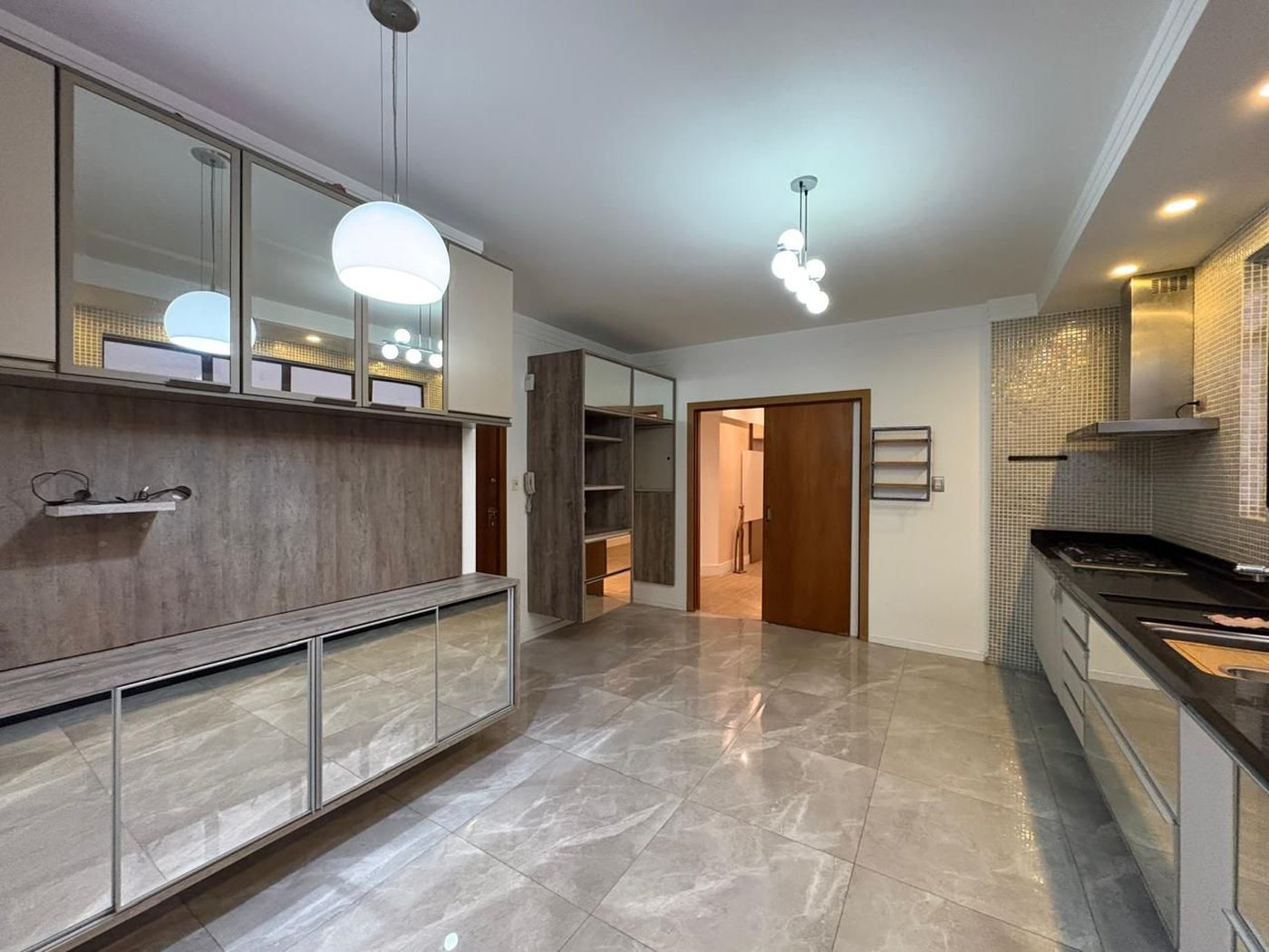 Apartamento com 3 dormitórios à venda, 145 m² por R$ 1.350.000,00 - Pompéia - Santos/SP