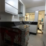 Sobrado à venda com 2 quartos, sendo 1 suíte, em Parque São Domingos, São Paulo, SP
