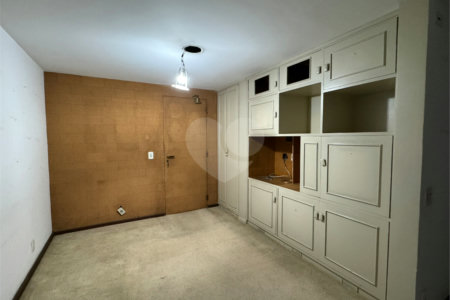 Apartamento à venda com 4 suítes em Jardim Marajoara, São Paulo, SP