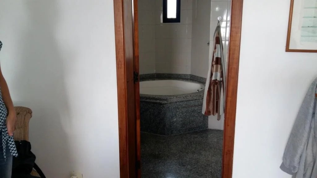 Apartamento à venda com 3 quartos, sendo 2 suítes,  em Jardim Parque Morumbi, São Paulo, SP