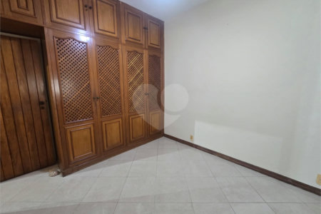 Cobertura à venda com 3 quartos, sendo 1 suíte,  em Tijuca, Rio de Janeiro, RJ