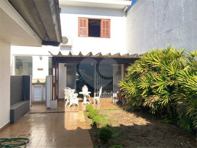 Sobrado para alugar com 4 quartos, sendo 2 suítes,  em Alto da Boa Vista, São Paulo, SP