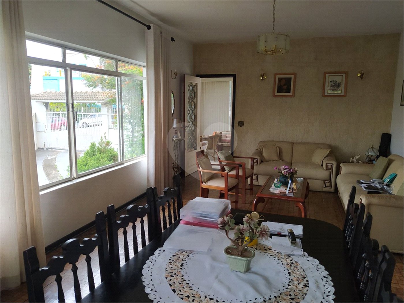 Casa à venda ou para alugar com 6 quartos, sendo 1 suíte, em Vila Junqueira, São Roque, SP